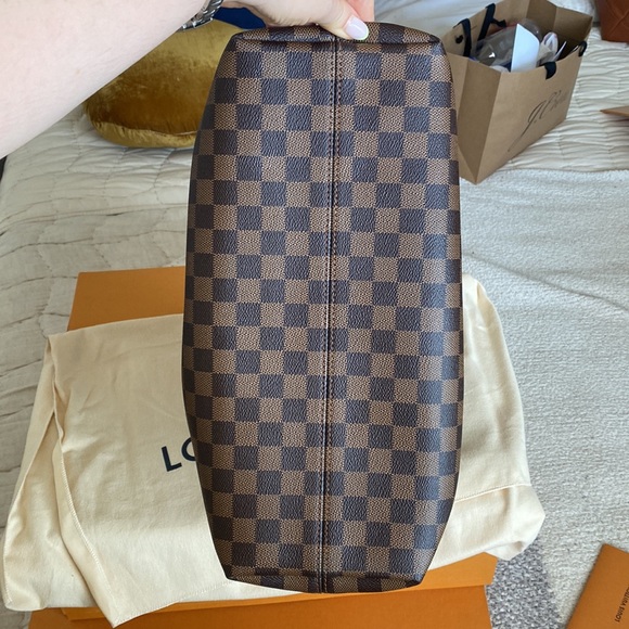 Louis Vuitton Graceful MM hobo100% authentic - Picture 7 of 16